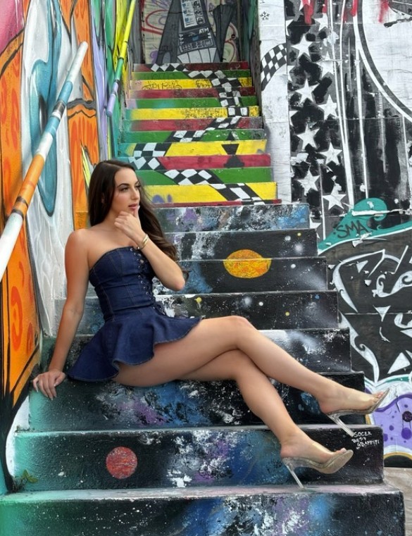 nikki bottle girl miami strip club